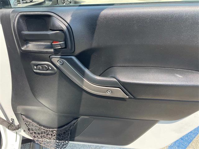 used 2015 Jeep Wrangler Unlimited car, priced at $15,000