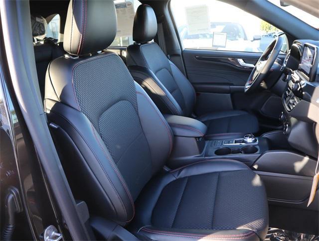 new 2025 Ford Escape car, priced at $30,324