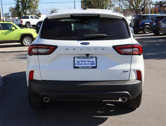 new 2025 Ford Escape car, priced at $31,049