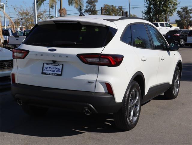 new 2025 Ford Escape car, priced at $31,049