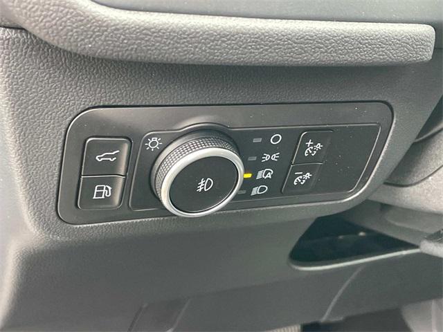 new 2025 Ford Escape PHEV car, priced at $38,420