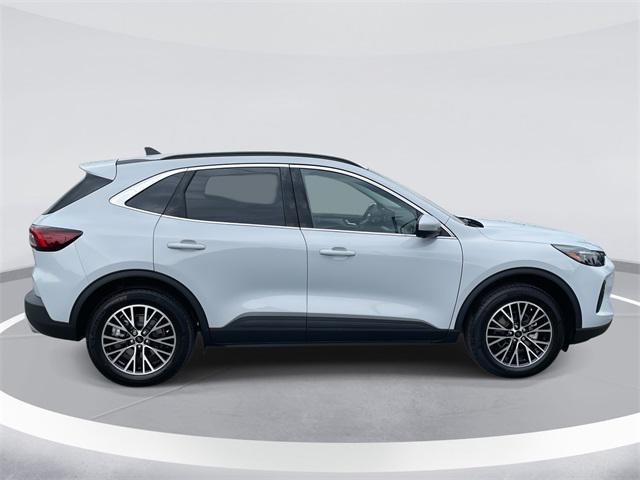 new 2025 Ford Escape PHEV car, priced at $38,420