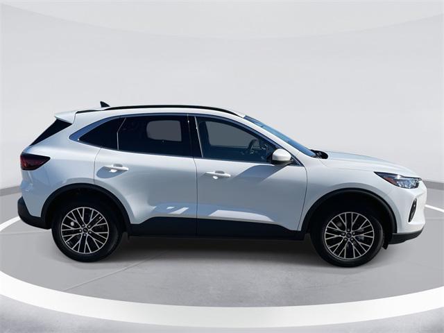 new 2025 Ford Escape PHEV car, priced at $34,590