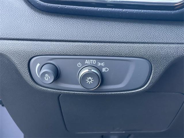 used 2022 Chevrolet Bolt EUV car, priced at $18,500