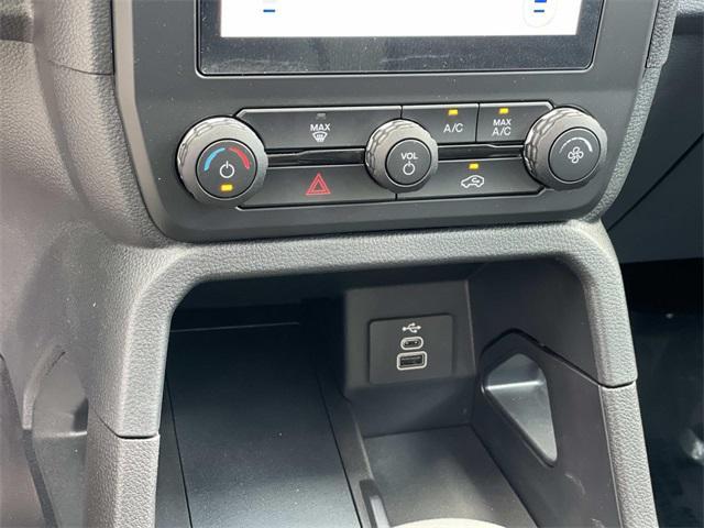 new 2025 Ford Ranger car, priced at $38,435