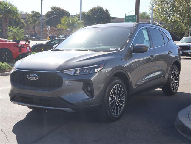 new 2025 Ford Escape car, priced at $39,995