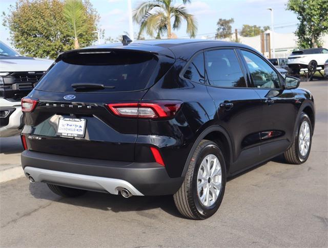 new 2025 Ford Escape car, priced at $28,990