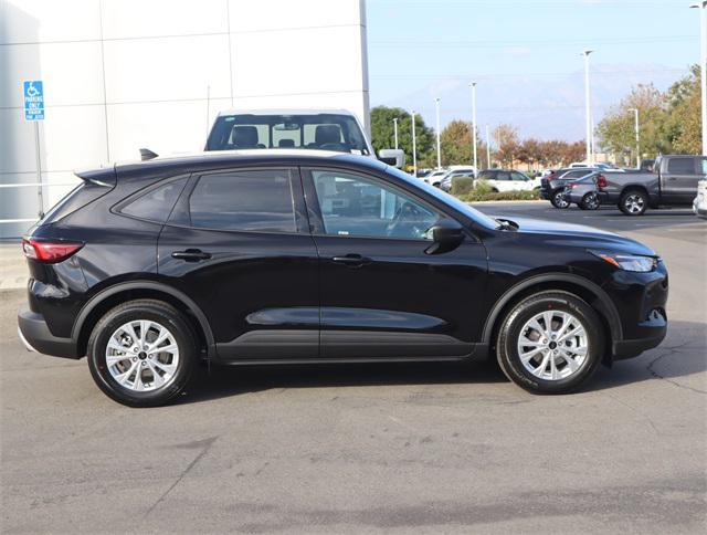 new 2025 Ford Escape car, priced at $28,990