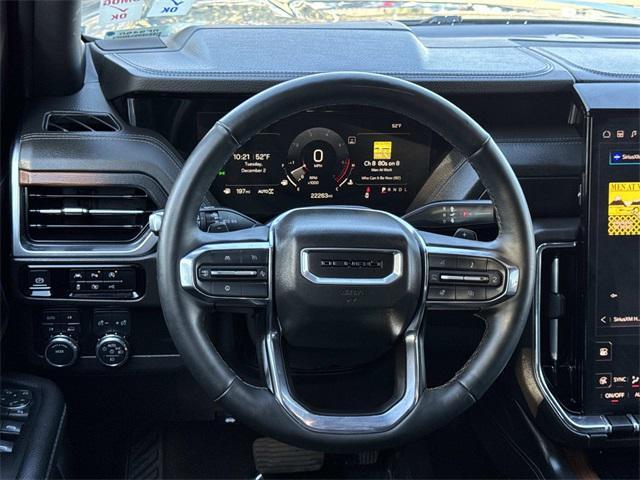 used 2025 GMC Yukon car, priced at $75,300