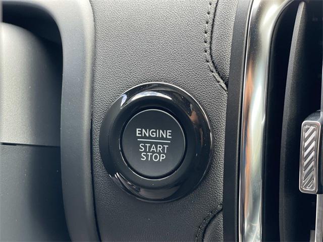 new 2025 Ford Expedition car, priced at $83,945