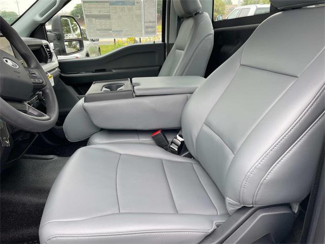 new 2025 Ford F-250 car, priced at $43,006