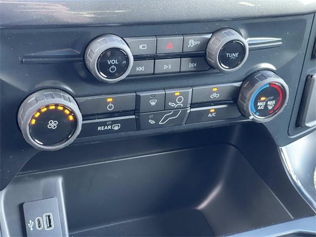 new 2025 Ford F-150 car, priced at $43,562