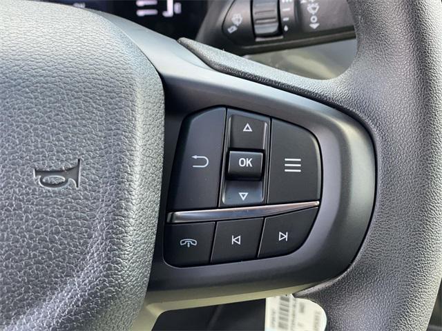 new 2025 Ford Ranger car, priced at $33,925