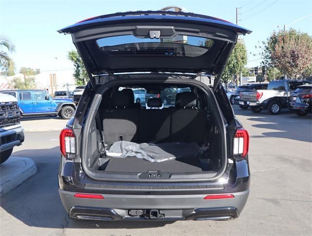 new 2025 Ford Explorer car, priced at $47,950