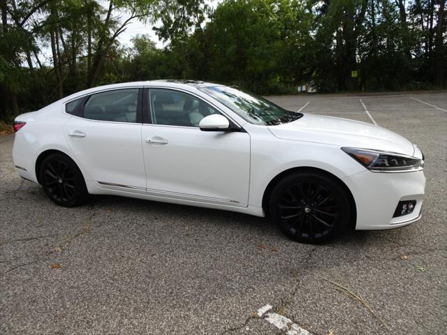 used 2019 Kia Cadenza car, priced at $21,500