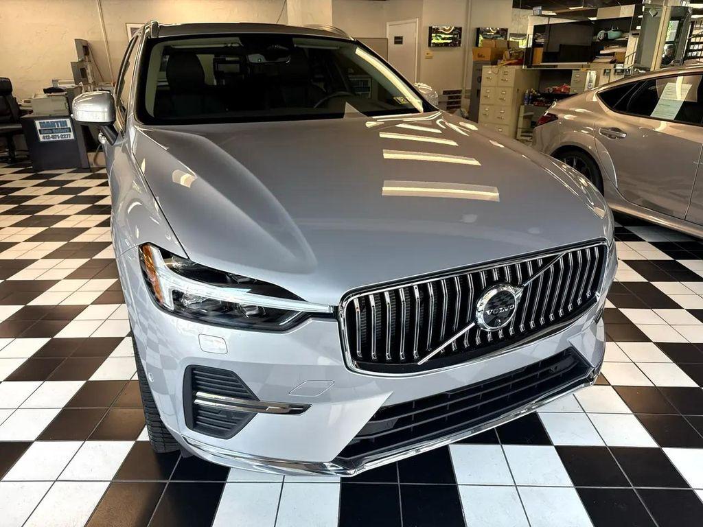 used 2023 Volvo XC60 car, priced at $38,988