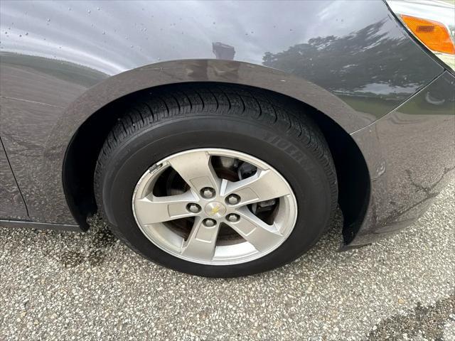 used 2013 Chevrolet Malibu car, priced at $10,000