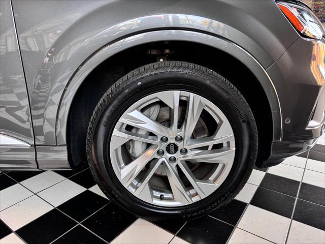 used 2021 Audi Q7 car, priced at $31,500