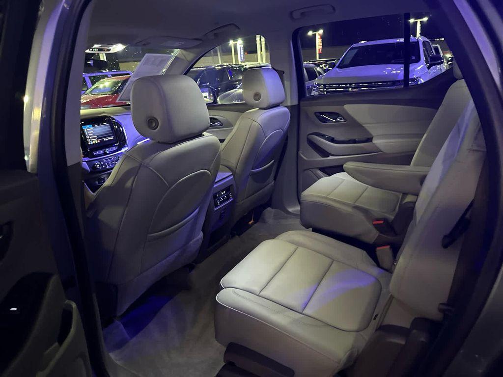 used 2020 Chevrolet Traverse car, priced at $24,599