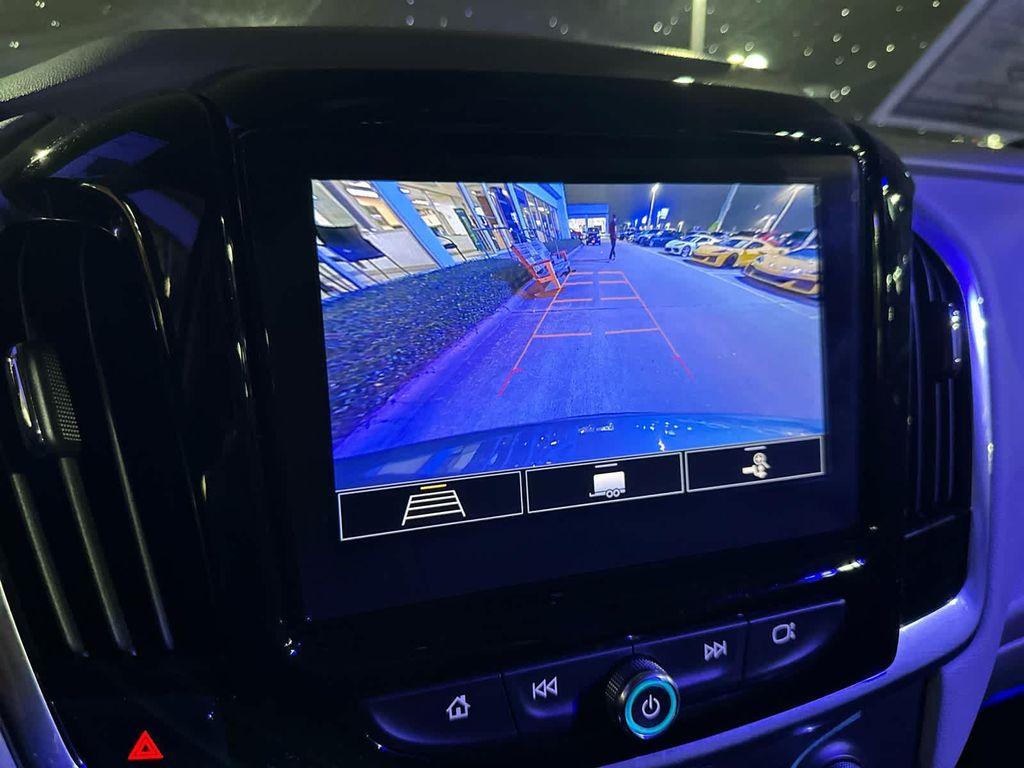 used 2020 Chevrolet Traverse car, priced at $24,599