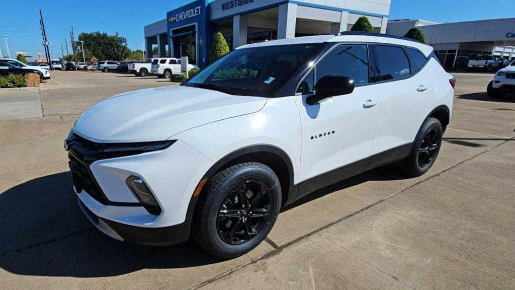 used 2023 Chevrolet Blazer car, priced at $26,399