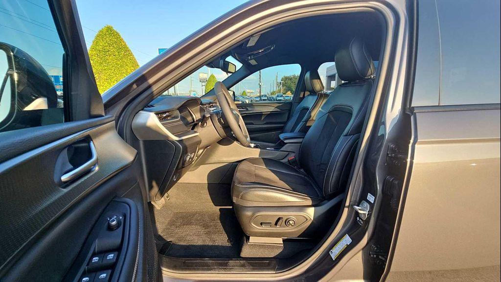 used 2023 Jeep Grand Cherokee L car, priced at $30,599