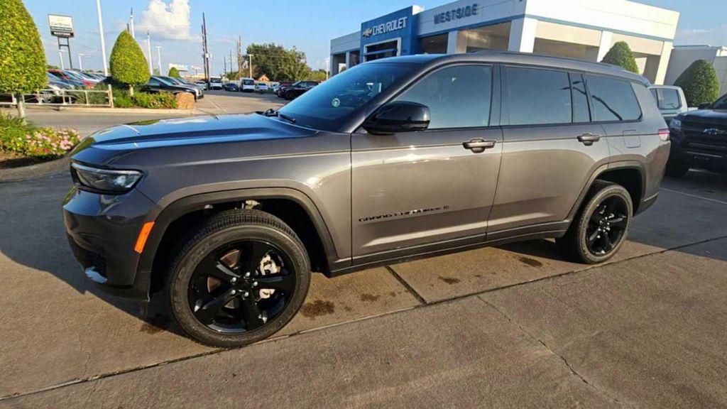 used 2023 Jeep Grand Cherokee L car, priced at $30,599