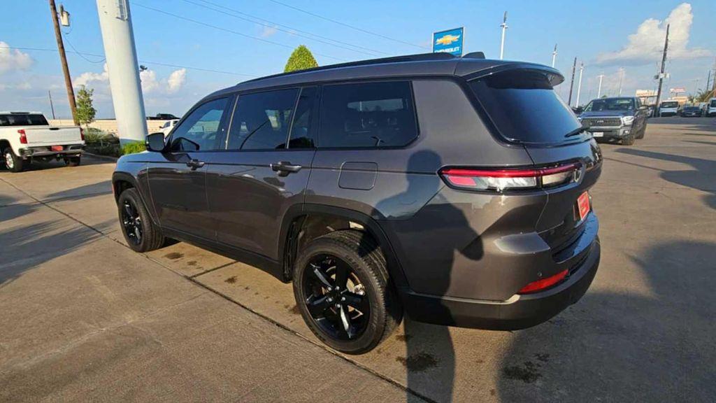 used 2023 Jeep Grand Cherokee L car, priced at $30,599