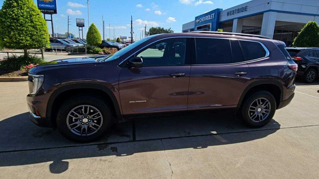 used 2025 GMC Acadia car, priced at $36,199