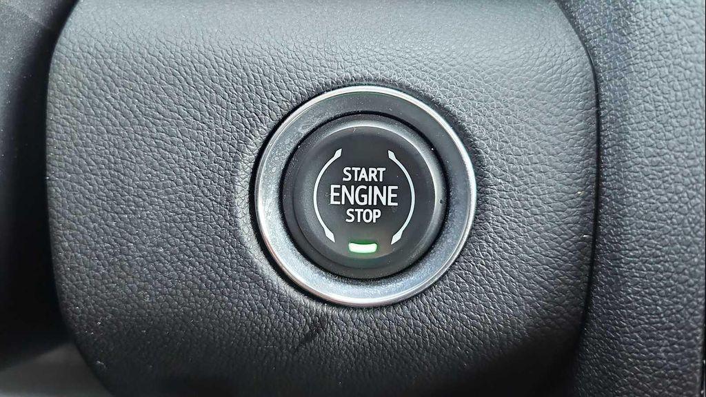 used 2025 GMC Acadia car, priced at $36,199