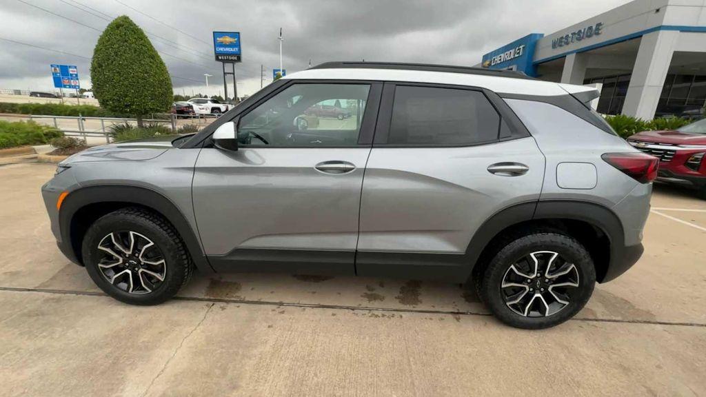 new 2025 Chevrolet TrailBlazer car, priced at $30,436
