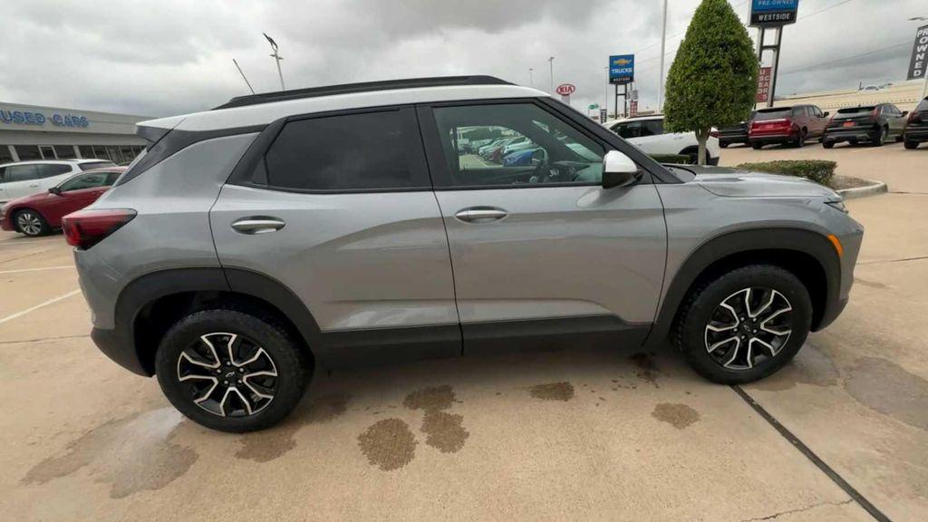 new 2025 Chevrolet TrailBlazer car, priced at $30,436