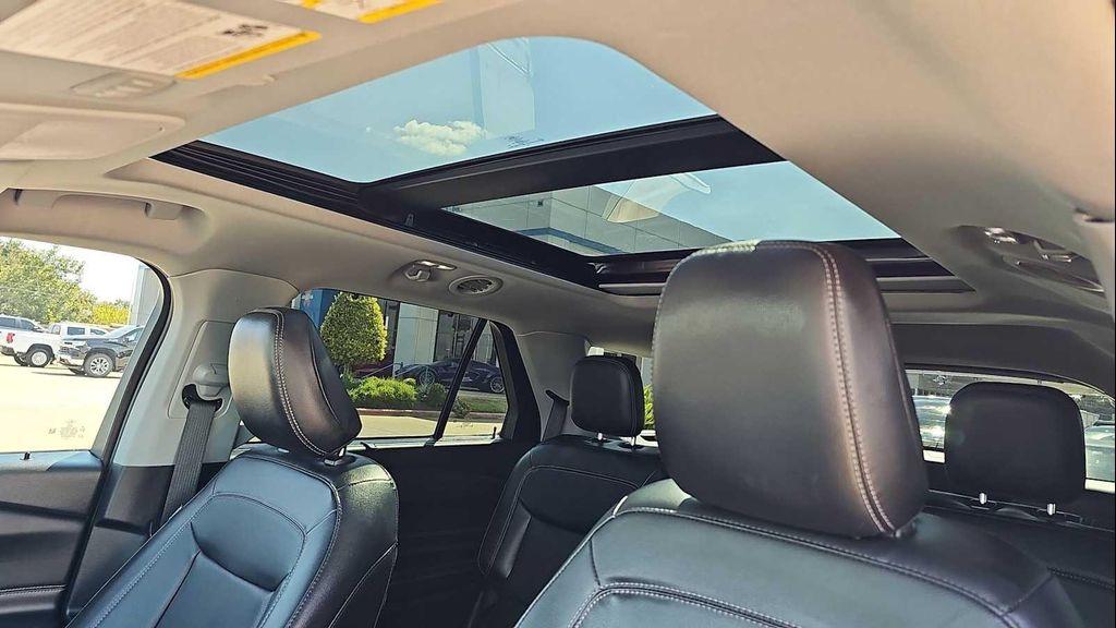 used 2022 Ford Explorer car, priced at $21,991
