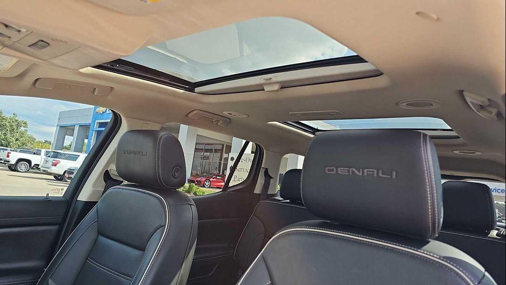 used 2022 GMC Acadia car, priced at $31,991