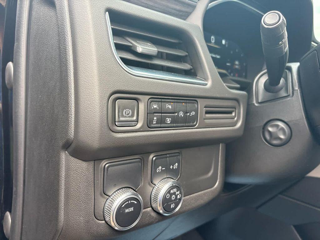 used 2022 GMC Yukon car, priced at $49,991
