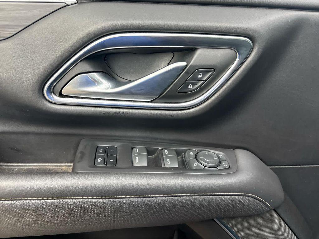 used 2022 GMC Yukon car, priced at $49,991