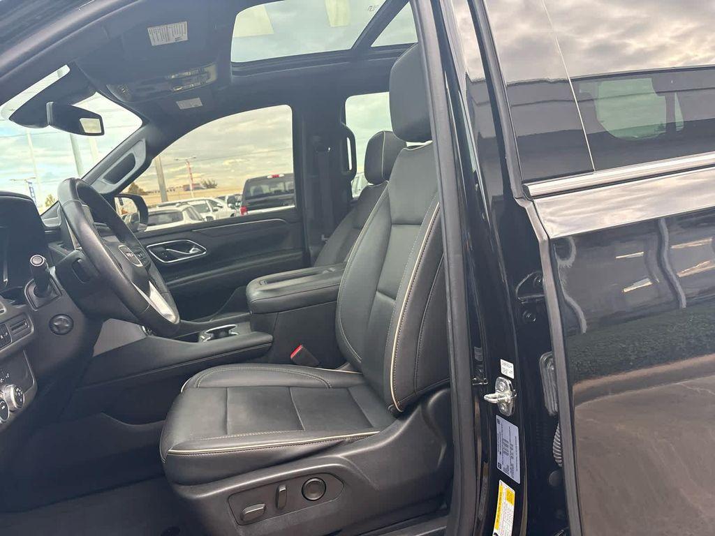 used 2022 GMC Yukon car, priced at $49,991