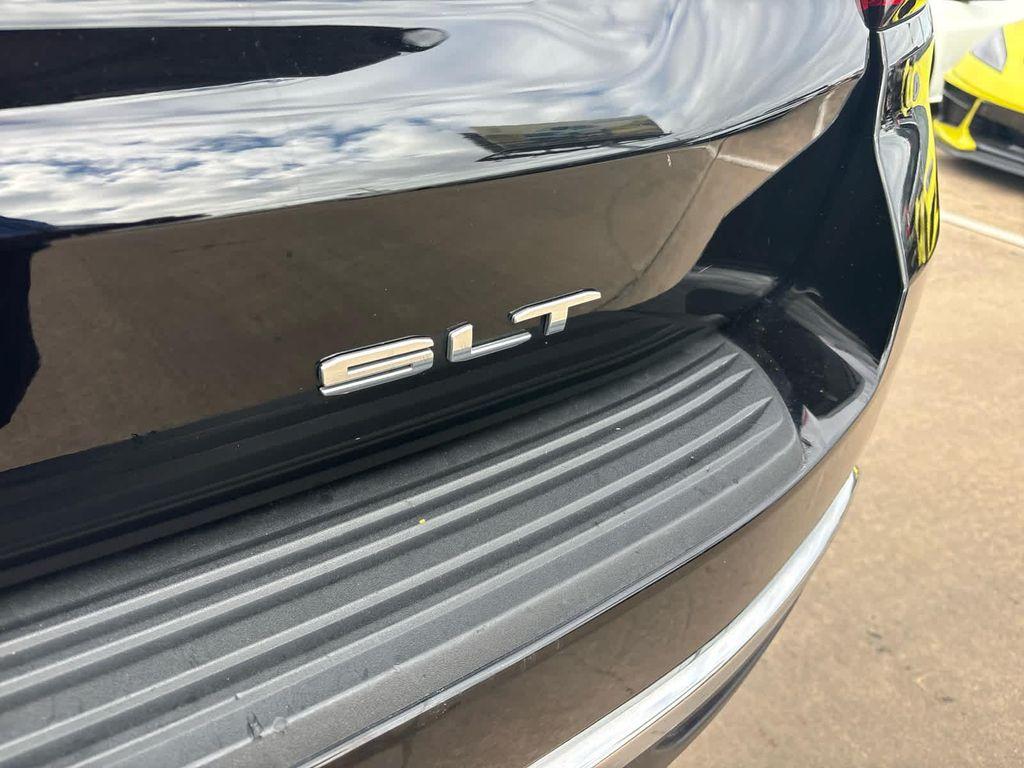 used 2022 GMC Yukon car, priced at $49,991