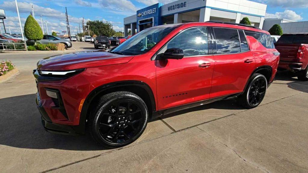 used 2024 Chevrolet Traverse car, priced at $50,399
