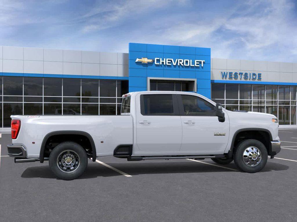 new 2026 Chevrolet Silverado 3500 car, priced at $77,015