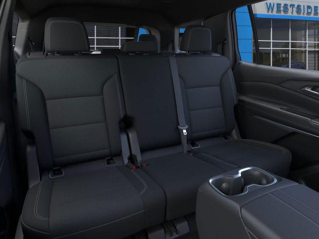 new 2026 Chevrolet Traverse car, priced at $45,050