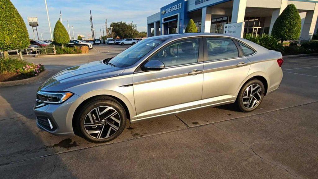used 2023 Volkswagen Jetta car, priced at $22,599