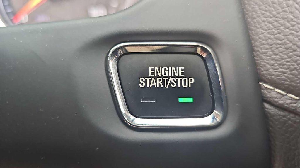 used 2023 GMC Acadia car, priced at $30,299