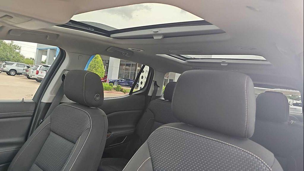 used 2023 GMC Acadia car, priced at $30,299