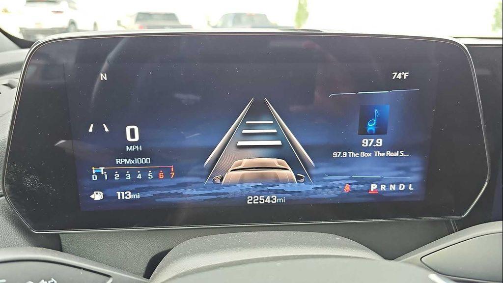 used 2025 Chevrolet Traverse car, priced at $37,499