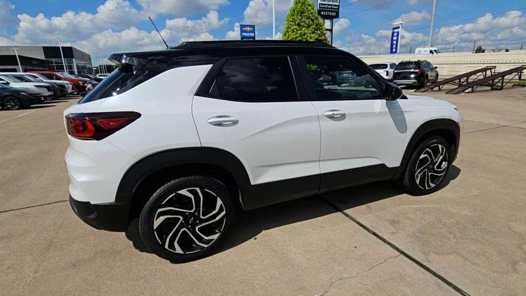 used 2025 Chevrolet TrailBlazer car, priced at $28,199