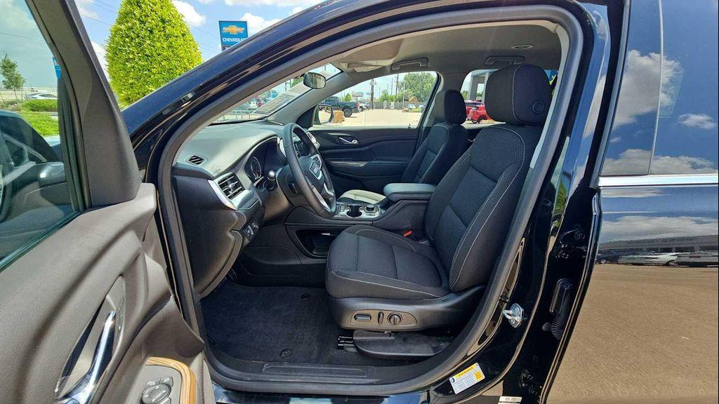 used 2023 GMC Acadia car, priced at $27,499