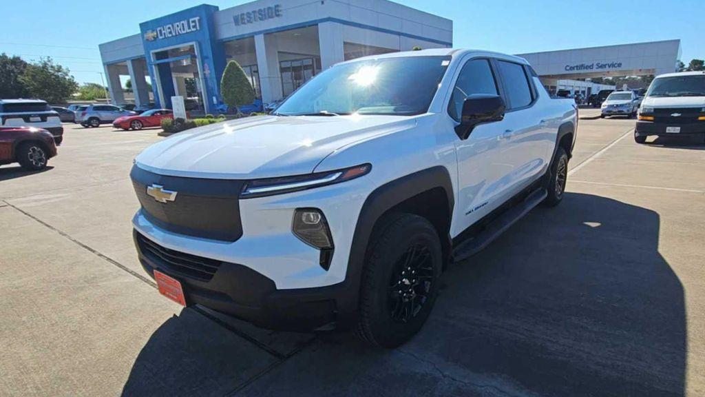 new 2024 Chevrolet Silverado EV car