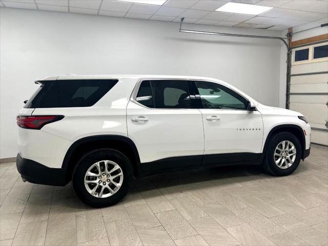 used 2023 Chevrolet Traverse car, priced at $33,400