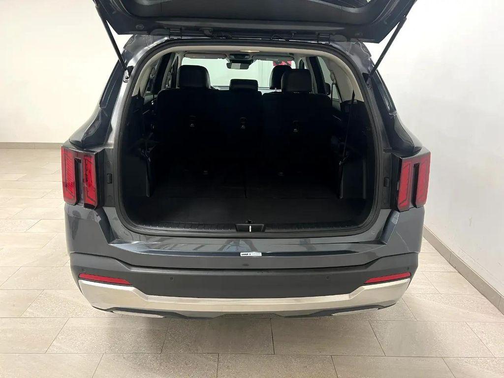 used 2024 Kia Sorento car, priced at $29,000